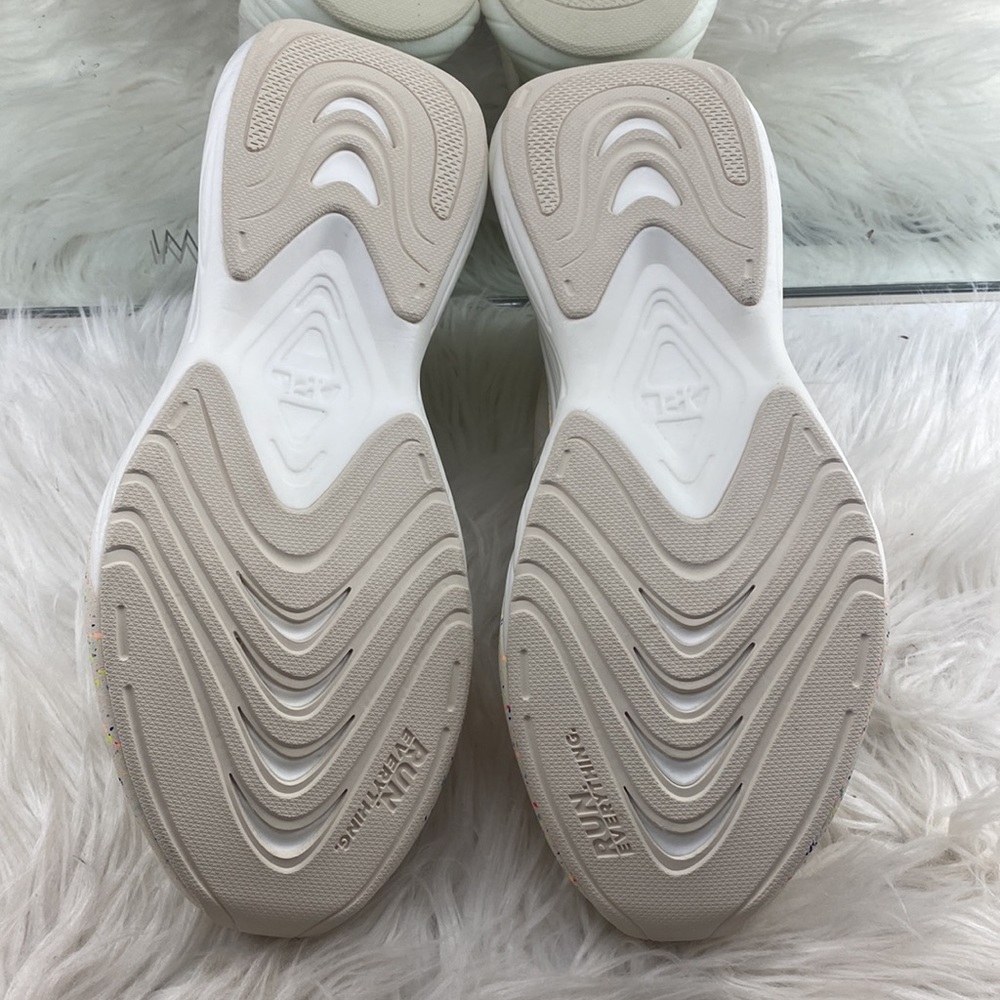 Apl Streamline Pristine Multi Speckle - image 7